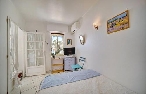 Le Suquet Apartment | Inviting 2-Bedroom Retreat with Terrace and Sea Views