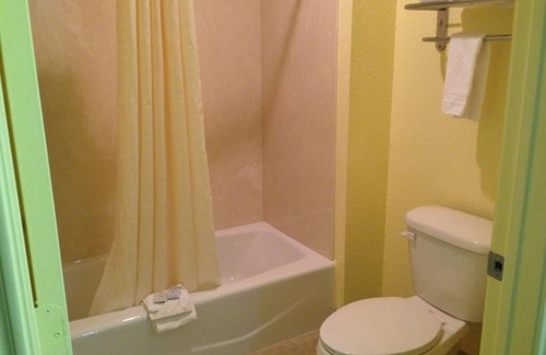 Fort Worth Hotel | Comfortable Stay at Scottish Inns Fort Worth with Kitchenette