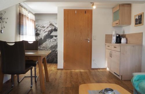 Rettenberg Bed & Breakfast | Top-Rated Family Room at Prokop - Ideal for Your Stay