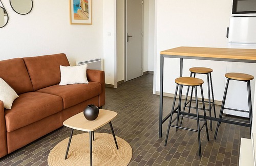 Mediterranee Apartment | Cozy Apartment in Canet-en-Roussillon with Ocean Views