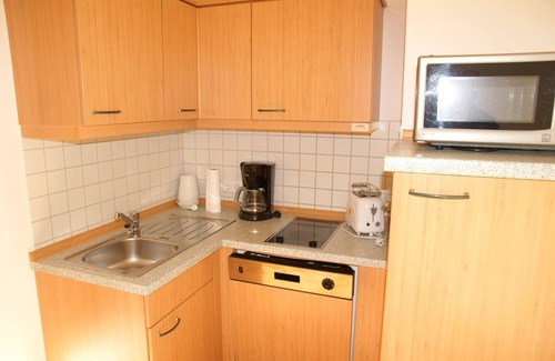 Neuensien Apartment | Ocean View Retreat: 2-Room Apartment at Fischerhaus Seedorf