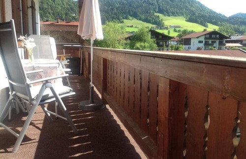 Reit im Winkl Apartment | Ideal 2-Room Apartment with Balcony & Family-Friendly Amenities