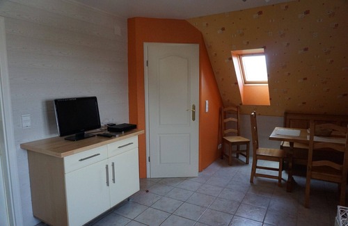 Blienschwiller Apartment | Budget-Friendly Rooms in Alsace on the Wine Route