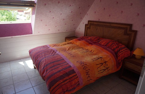 Blienschwiller Apartment | Budget-Friendly Rooms in Alsace on the Wine Route
