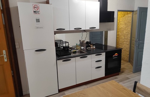 Eteaux Apartment | 2-room apartment village center