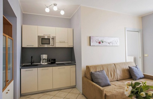 Carciano Apartment | 2-Room Apartment with Balcony & Pool - Rated 10/10!
