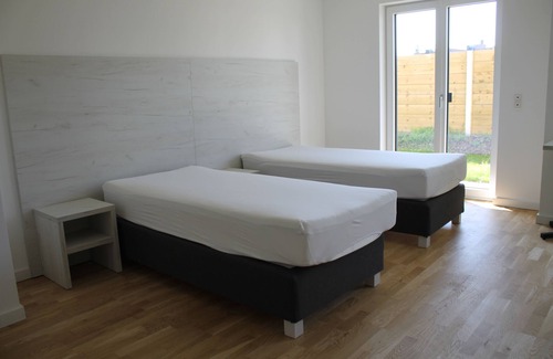 Kelheim Apartment | Two-Bedroom Apartment with Spa Amenities in Regensburg