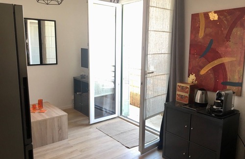 Gambetta Apartment | Duplex Apartment with Pool and Ocean View Near Shops