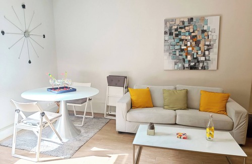 Jean-Medecin Apartment | 2 room flat in the carré d'or