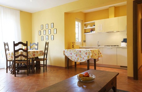 Intra House | Relaxing 2-Room House with Terrace and Garden Getaway