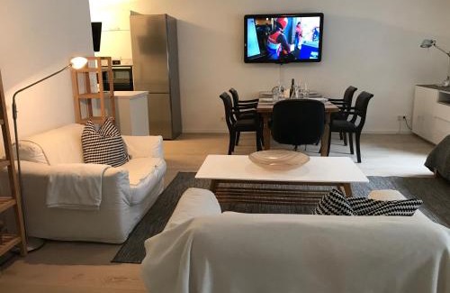 Dortmund Apartment | Family-Friendly 2 Room Messe Kongress Stadion Near Attractions