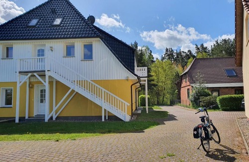 Gelbensande Apartment | Cozy 2-Room Apartment for 4 with Ocean View and WLAN