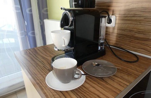 Juliusruh Apartment | Perfect 2-Room Apartment Near the Beach with Elevator Access