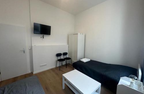 Weissensee Apartment | Family-Friendly 2-Room Apartment in Berlin - Rated 9/10