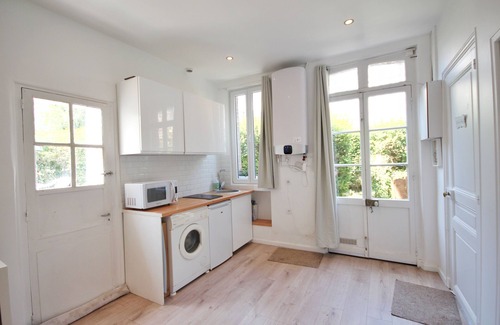 Villers-sur-Mer Condo | Ideal 2 Rooms with Ocean View and South Facing Garden