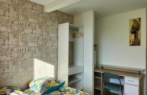 La Guyonniere Apartment | Family-Friendly Retreat with 2 Bedrooms and Child Amenities