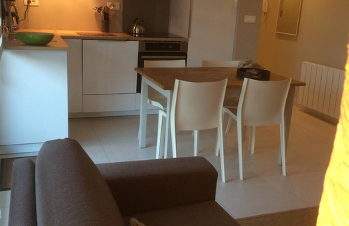 Le Touquet-Paris-Plage Apartment | Beautiful Beachfront F3 with Kitchen & Pool Access