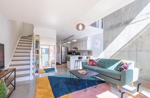 King West Village Apartment | Creative Downtown West Loft: Family-Friendly & Accessible Stay