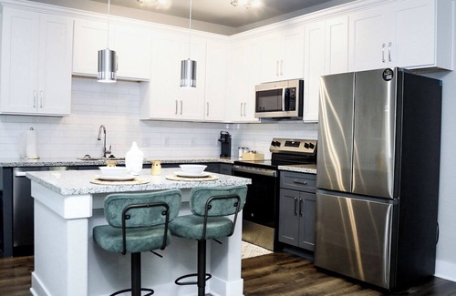 Southeast Houston House | 2 story 3 bedroom cozy bohemian themed house with a spacious backyard