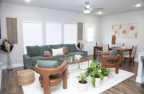 Southeast Houston House | 2 story 3 bedroom cozy bohemian themed house with a spacious backyard