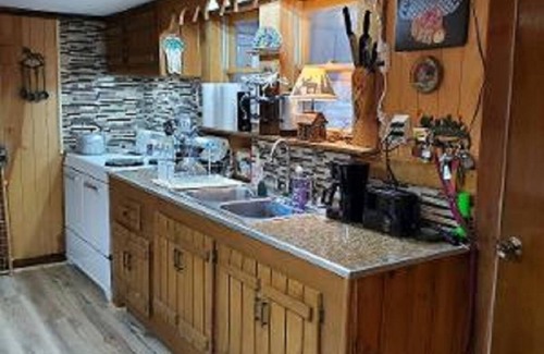 Mountain City House | Rustic Cabin Retreat in Beautiful Clayton, Georgia