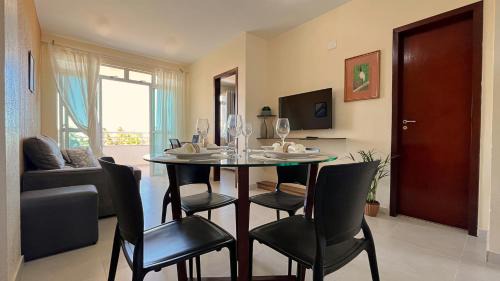Porto das Dunas Apartment | Family-Friendly Suites with Pool & Playground in Porto das Dunas