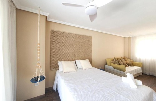 Aguilas Apartment | Stylish 2 Terrazas Hotel: Centrally Located with Ocean Views