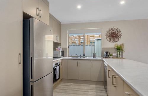 Normanville House | Discover 2 Ulonga Court: Pet & Child-Friendly Retreat