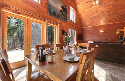 Broadalbin Cabin | Idyllic Adirondack Cabin Retreat with Lake Access & Views