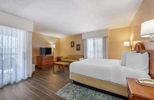 Seabreeze Park Hotel | 2 Units | Daytona Beach Getaway | Experience Local Attractions & Ocean Escape