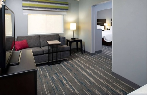 Glenwood Springs Hotel | 2 Units |Escape to Relaxing Retreat near Glenwood Hot Springs & Adventure Trails