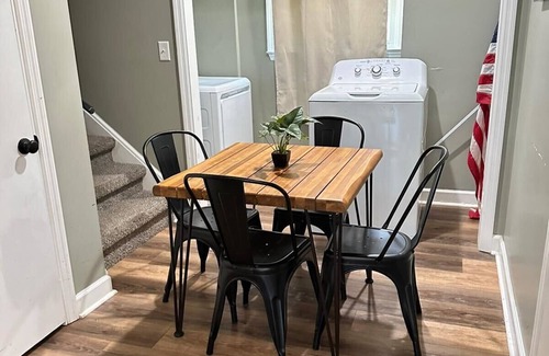 Huntsville House | 2 Units - Near Dwtn & Arsenal - American Oasis