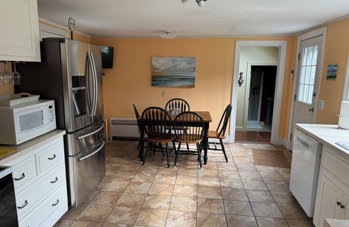South Harwich House | Ideal Home for Groups with Pool & Beach Access - Rated 9.8
