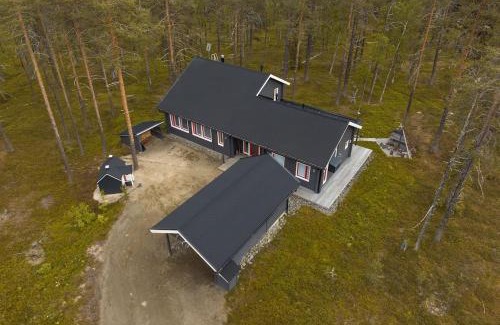 Yllas Villa | 2-Wing Villa 4BR, 2 SkiPasses, Ylläs & Nature View