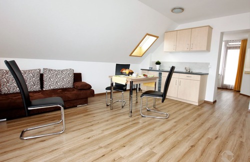 Uehlingen-Birkendorf Apartment | Comfortable 2-Room Apartment with Kitchen & Breakfast Included