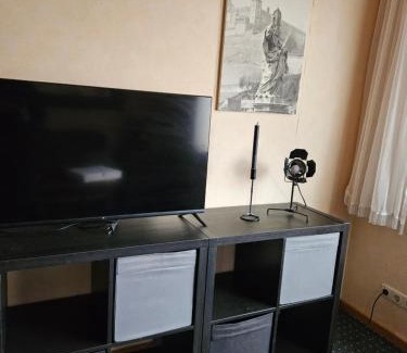 Hoechberg Apartment | Cozy 2-Bedroom Apartment with Balcony & Full Kitchen