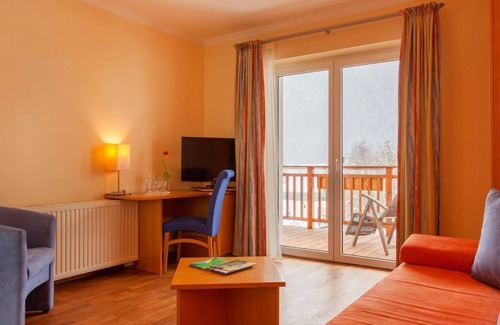Feld am See House | Family Retreat at Brennseehof with Scenic Views & Spa