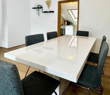Innenstadt Apartment | Comfortable 2-Bedroom Stay in the Heart of Göttingen