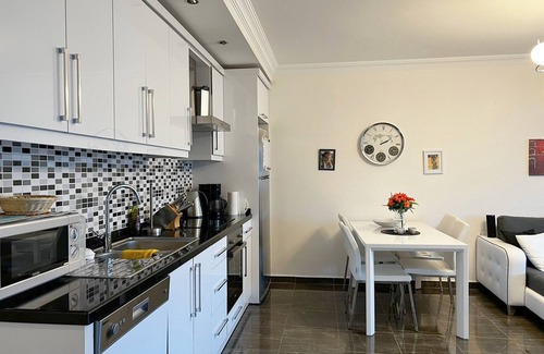 Alanya Condo | Inviting 2-Room Retreat at a Premier Resort with Ocean Views