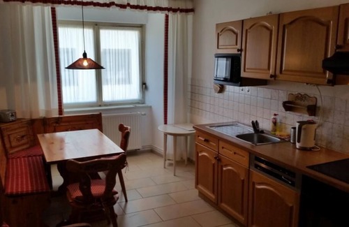 Uehlingen-Birkendorf Apartment | Comfortable 2-Zimmer-Wohnung "Silberdistel" for Families
