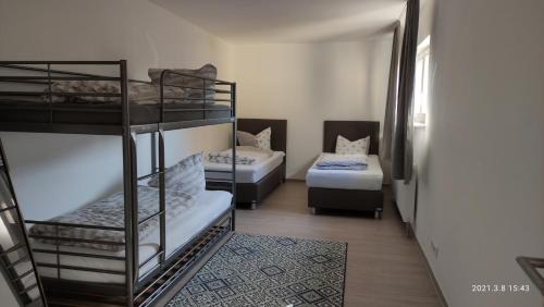 Gottmadingen Apartment | Cozy 2-Room Apartment Near the Swiss Border with Dining