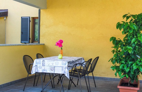 Cannobio Apartment | Cozy 2-Room Apartment Steps from the Beach with Spa & Views