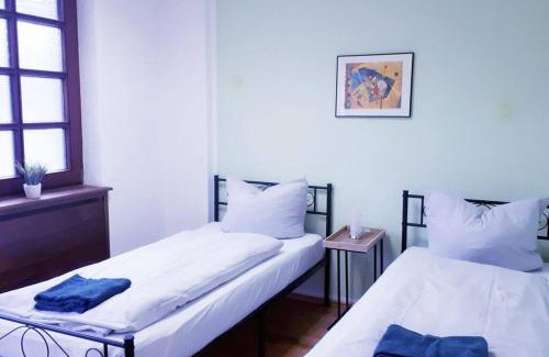 Moenchengladbach Apartment | Family-Friendly 2 Zimmerwohnung with Great Guest Reviews