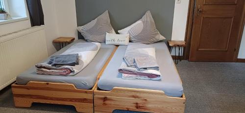 Lofer Apartment | Stylish 2-Room Apartment with Kitchen & Child-Friendly Amenities