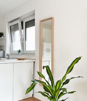 Neckarau Apartment | Welcoming 2 ZKB Apartment in Mannheim with Great Amenities