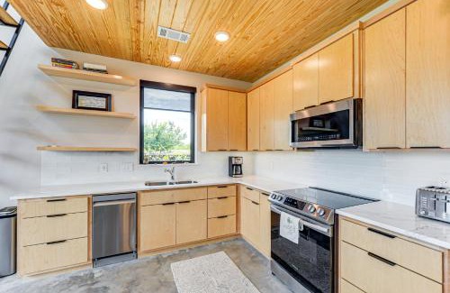 Llano House | 20-Acre Property with Trail Hill Country Hideaway!