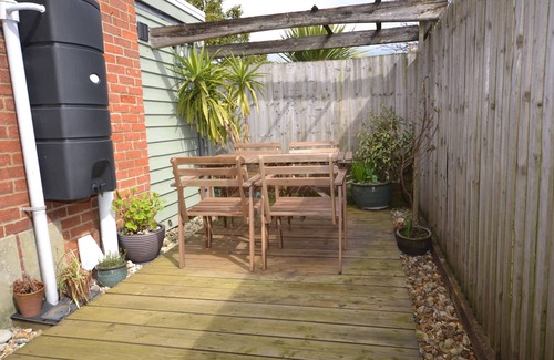 Ryde Apartment | Cozy Getaway at 20 Bellevue Road with Family-Friendly Perks