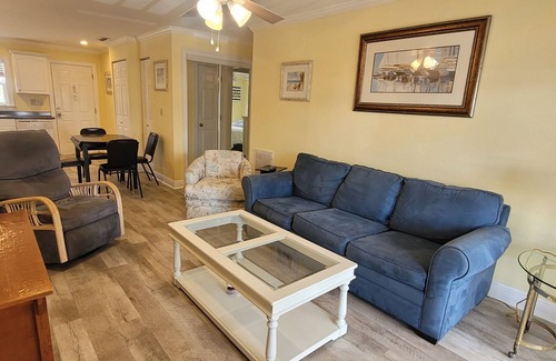 Lower Grand Lagoon Condo | Convenient Beach Access and Large Pool for Family Fun