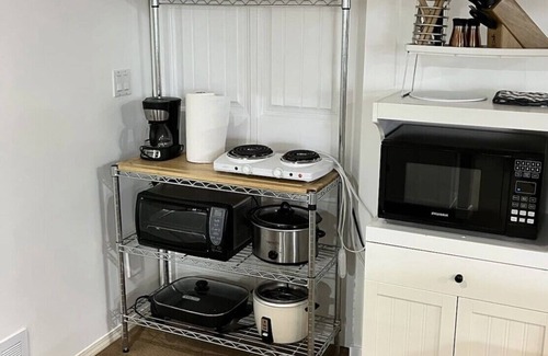Vernon Apartment | Private Suite with Hot Tub & Pool - Guest Rated 10/10