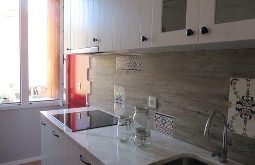 Esmoriz House | Tranquil Retreat: Beachside House near Porto with Great Amenities